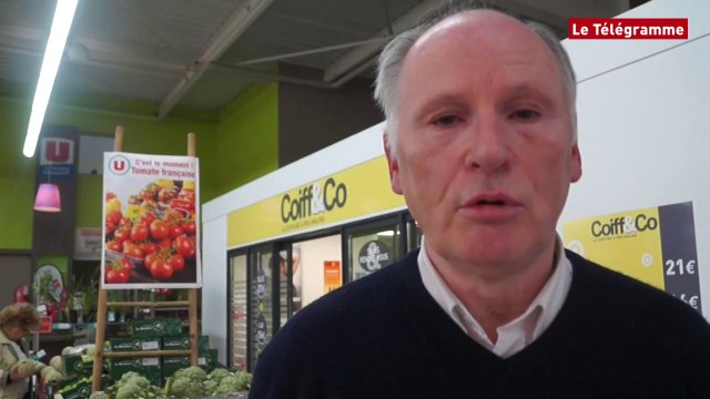 Landivisiau (29). Les producteurs investissent un supermarché