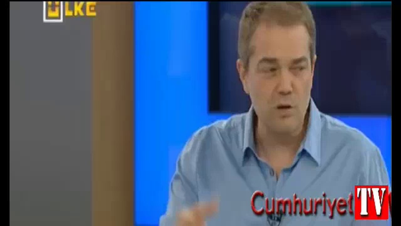 Ülke TV spikerinin zor anları: Boğulmak üzereyim lütfen reklama gidelim