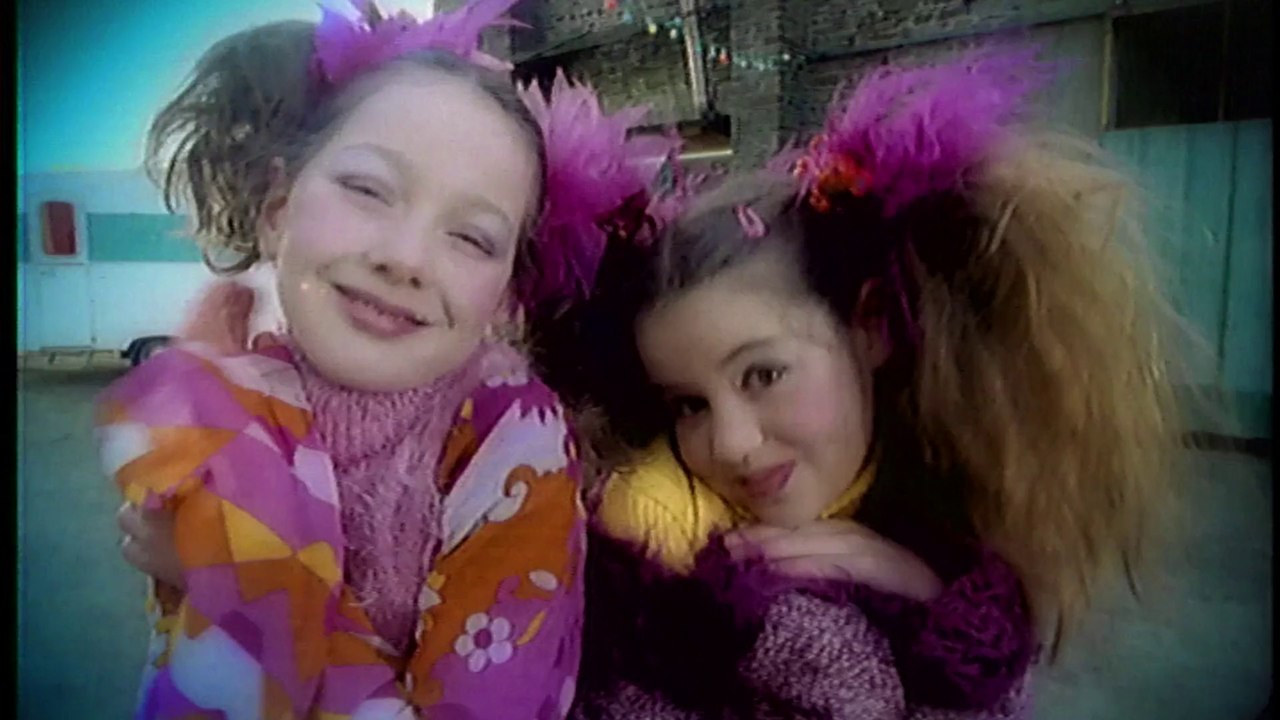 Matmatah - Quelques Sourires (feat. DJ Pone) (Clip Officiel)