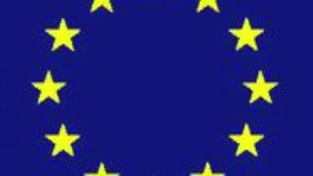 Commentry - CE2, CM1 et CM2 de l'école E. Busseron & Orchestre Junior de l'école de musique - Chorus plus : Chantons l'Europe