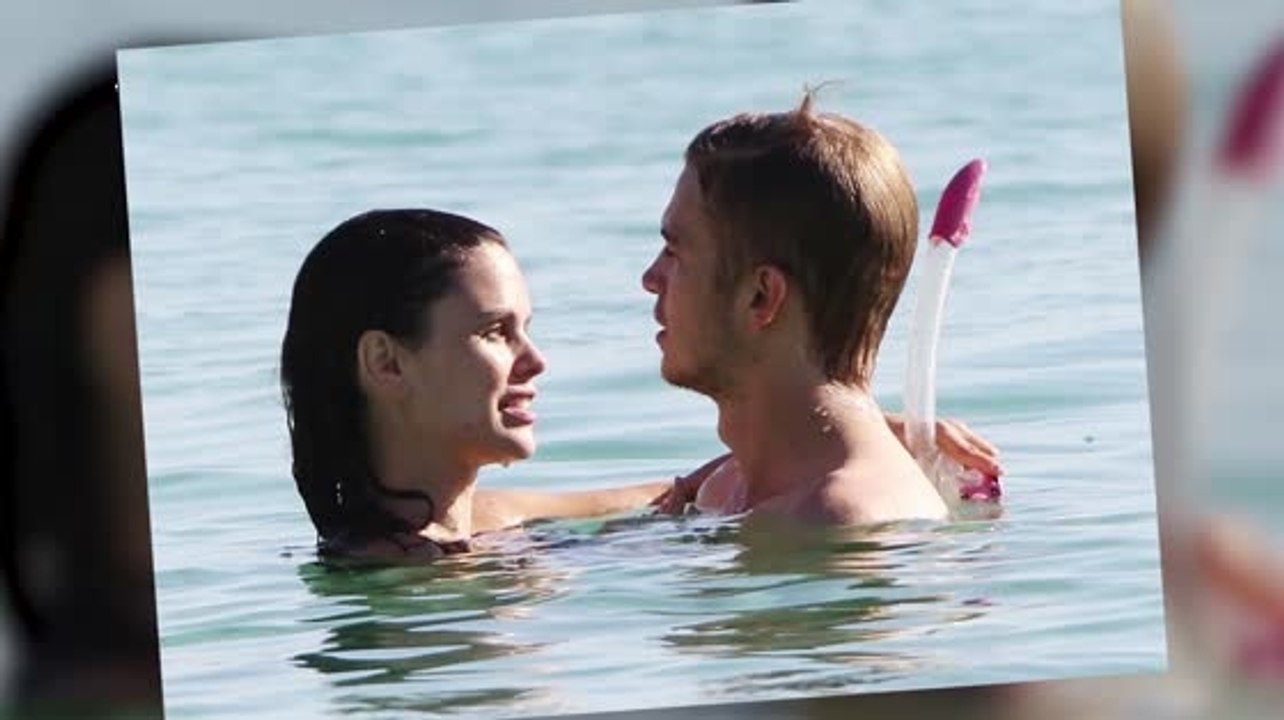 Rachel Bilson Enjoys Beach Time With Hayden Christensen