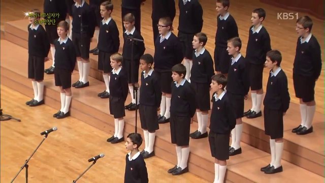 Petits Chanteurs à la Croix de Bois - Kalinka - Corée 2013