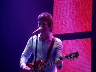 Noel Gallagher's High Flying Birds - Freaky Teeth