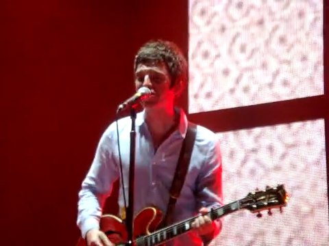 Noel Gallagher's High Flying Birds - AKA What A Life