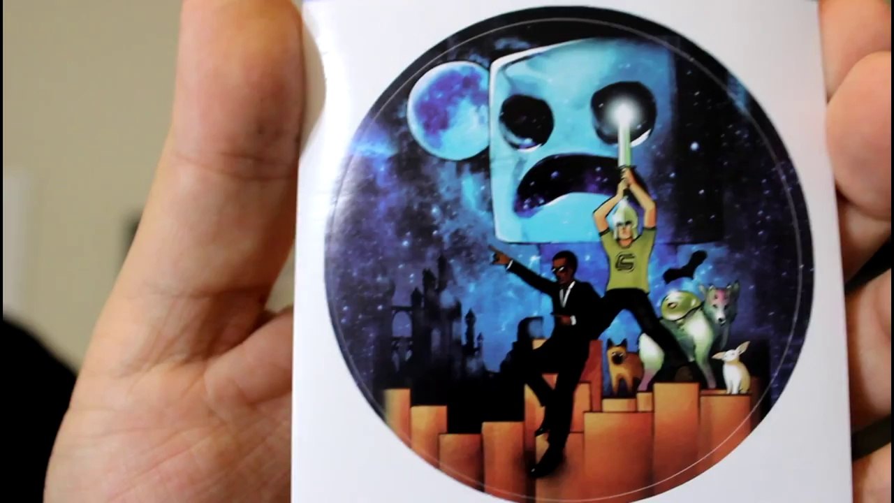 Loot Crate Unboxing May 2014 - Adventure, Zelda and Minecraft