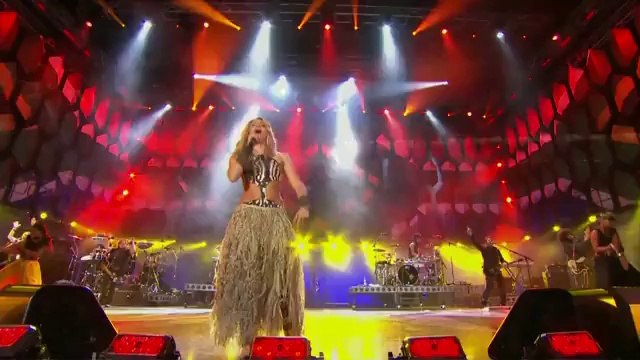Shakira - Hips Don_t Lie (2010 FIFA World Cup™ Kick-off Concert)
