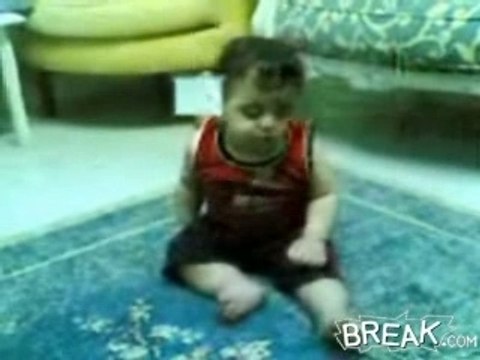 ses paupieres sont lourdes