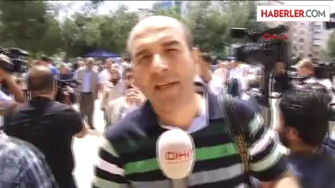 Diyarbakır BDP Genel Başkanı Demirtaş Çocukları PKK Tarafınan Kaçırılan Ailelerle Görüştü