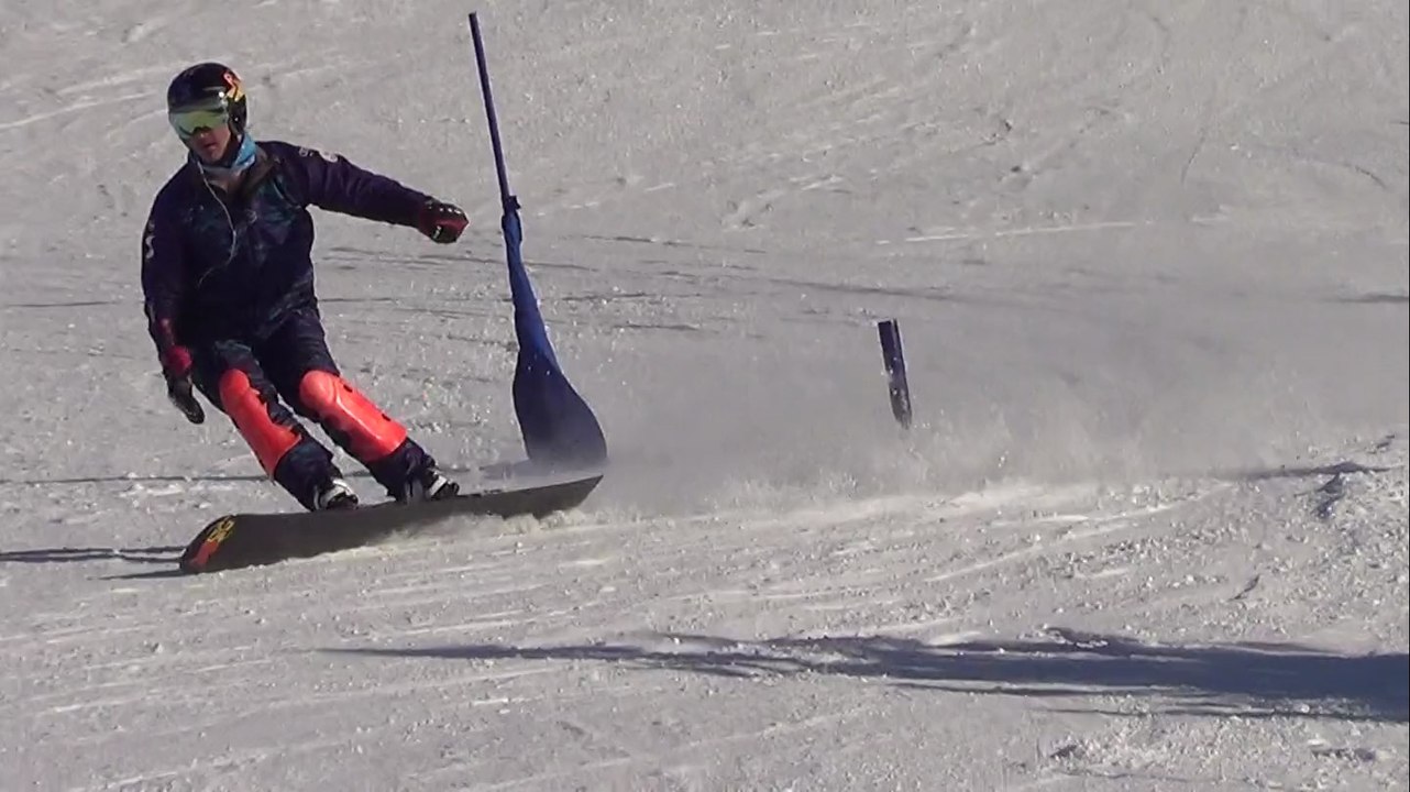 ALİ GÜZALTAN 57 - O2 SNOWBOARD RACE TEAM