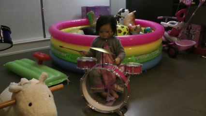 Girl And Drums