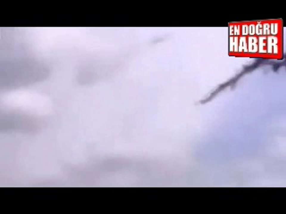 Ukrayna askeri helikopteri düşürüldü: 14 ölü!..
