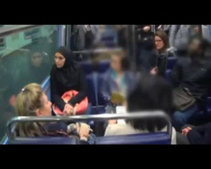 Fransa'da gizli kamera programında İslamofobi gerçeği