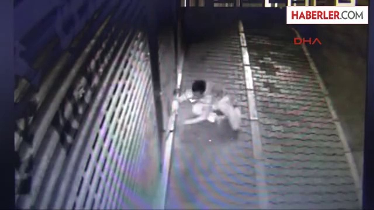 Kuyumcuyu Soyan Zanlılar Evlerinde Yakalandı