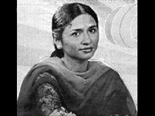 NAYARA NOOR - Hum Ke Tehre Ajnabi