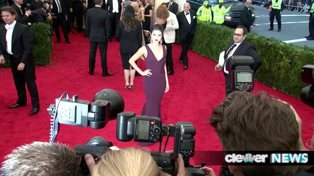 Justin Bieber Parties With Cody Simpson's Ex Gigi Hadid- Plus Yovanna Ventura!