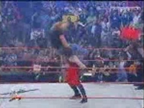 WWF-WWE- Kane Returns (Saves Undertaker
