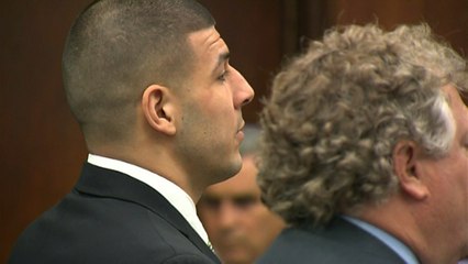 Hernandez pleads not guilty to murder charges