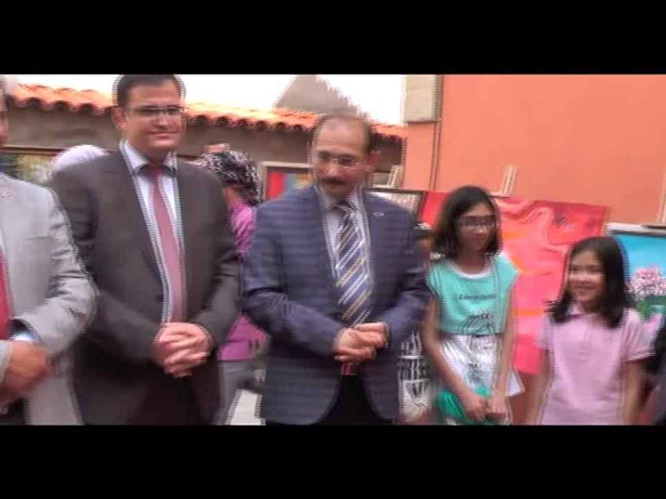 İSLAMOĞLU KÜLTÜR SANAT EVİNDE RESİM ATÖLYESİ YIL SONU SERGİSİ DÜZENLENDİ