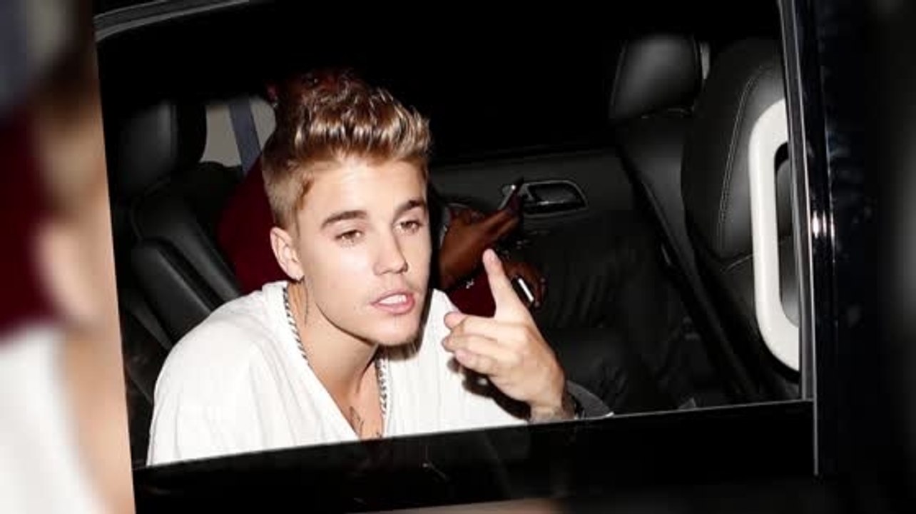 Bieber zeigt seinen Fans seine Liebe für sie, nach einem Date mit Kylie Jenner