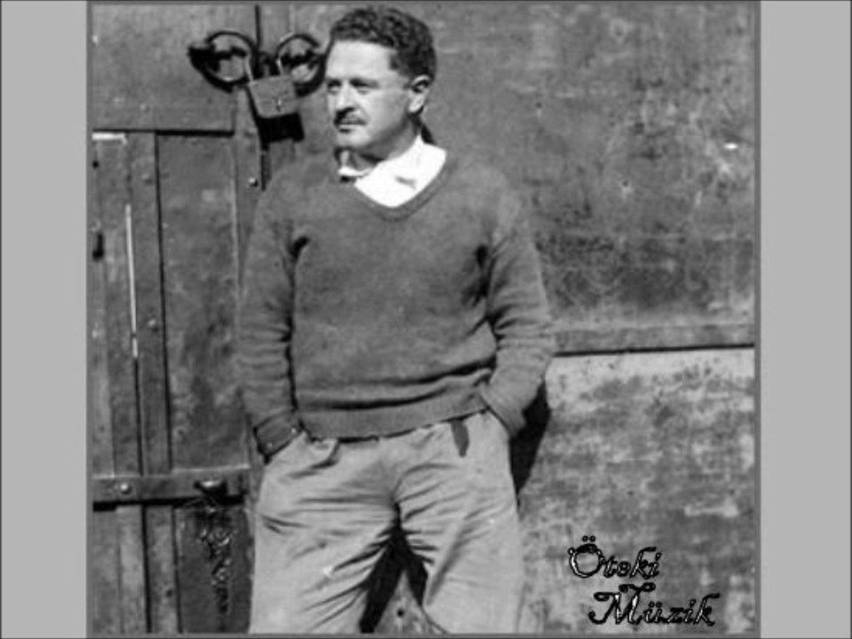 Nazım Hikmet - Umut (kendi sesinden)