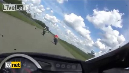 Korkunç motosiklet kazası kamerada!