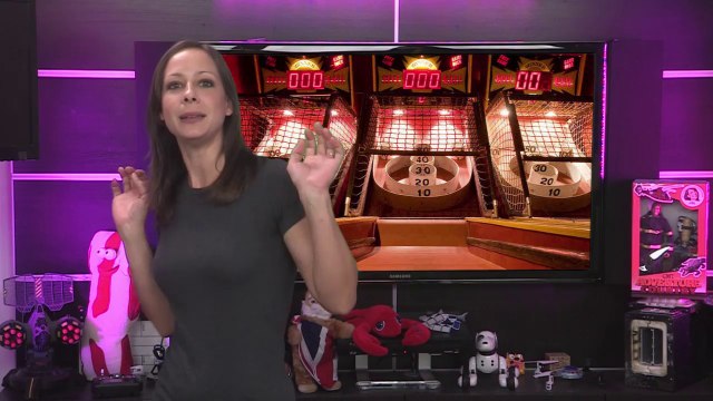 Oculus Rift Brings Virtual Reality to Chuck E Cheese - GeekBeat.TV