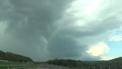 Severe thunderstorm New York with Hail