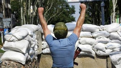 Pro-Russian demostrators rally against Ukraine government