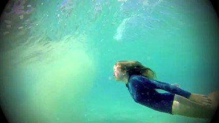 GoPro - Zoey swimming underwater