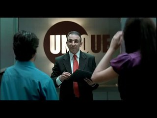 Hahaha Most Epic Moment for the Boy who Try to Flirt With Girl in Elevator