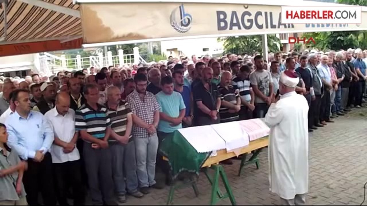 Otomobilin Çartığı 8 Aylık Hamile Olan Kadın Öldü Karnındaki Bebeği Sezaryanla Alındı