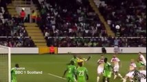 Imagina na Copa... Goleiro da Nigéria faz gol contra em amistoso contra a Escócia