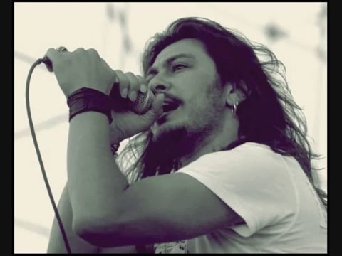 Barış Akarsu - Gel Gör Beni Aşk Neyledi