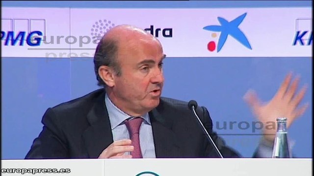 Guindos: Nadie cuestiona a la banca ni a las CCAA