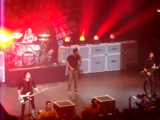 Simple Plan - Your Love Is A Lie