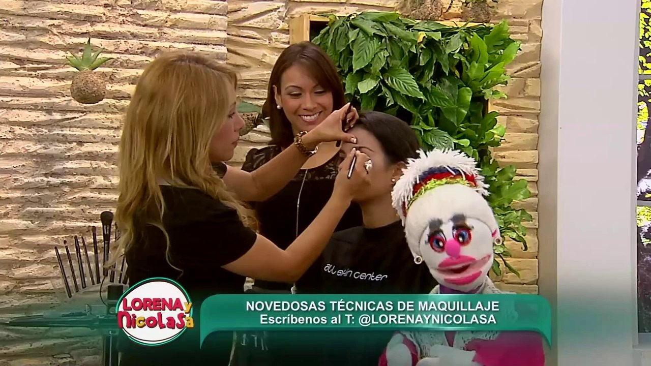 Lorena y Nicolasa: aprende todos los pasos para maquillarte (2/4)