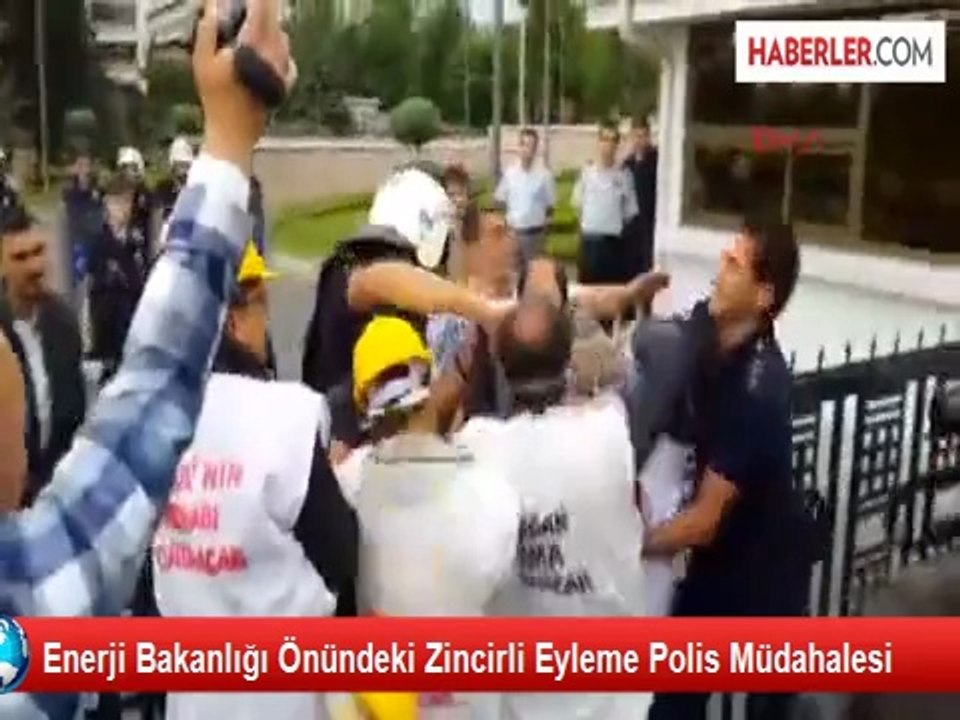 Ankara'da İşçilere Polis Müdahalesi