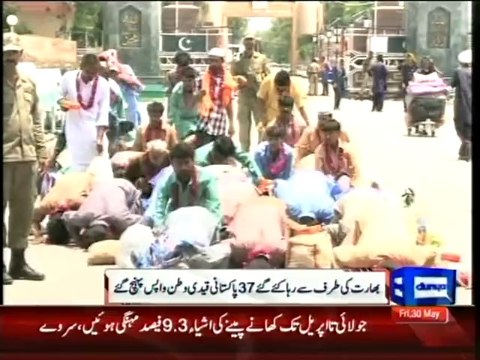 Dunya news-India releases 37 Pakistani prisoners