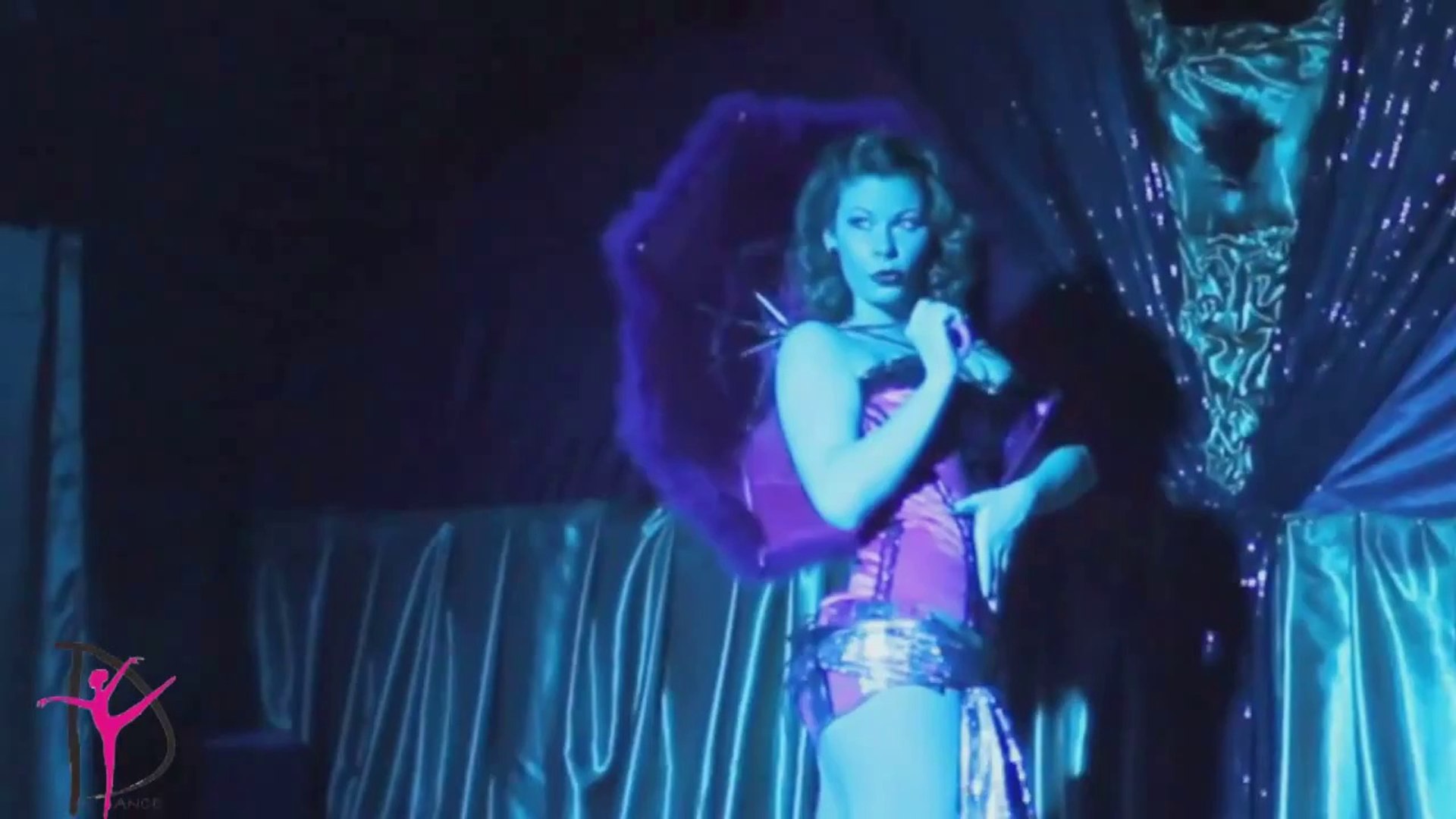 مش صافيناز .رقص شرقي مصري .Hot Belly Dance - Burlesque