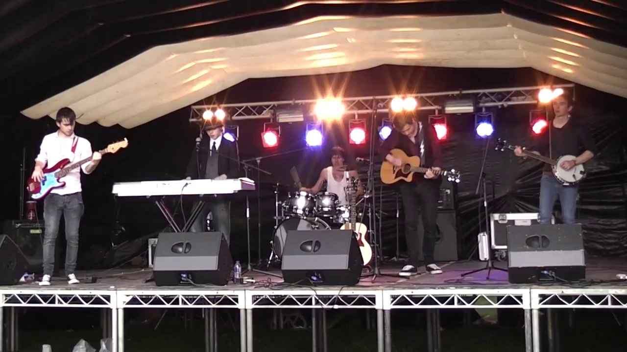 B Yellow - Legends (Live)