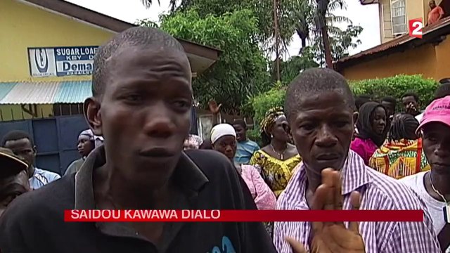 Ebola : la difficile mission des fossoyeurs en Sierra Leone