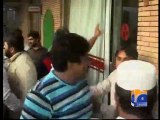 PMLN workers attack Sheikh Rashid hotel in Multan-Geo Reports-09 Oct 2014