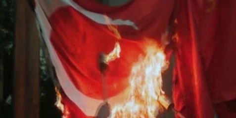 Ağrı'da Bayrak Yakan Kişi Tutuklandı