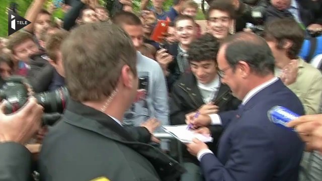 Après leur divergence,Hollande et Valls repartent sur le terrain