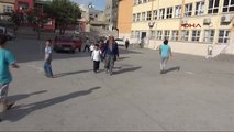 Gaziantep?te Kobani Gerginliği Okul ve Aile Sağlığı Merkezi Kapattı