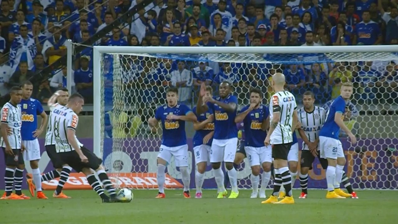 Brasileiro: Ex-Bayer siegt über Ex-Werderaner