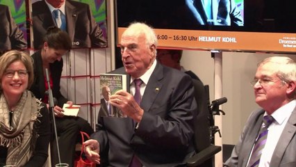 Frankfurt Book Fair showcases the fall of the Berlin Wall