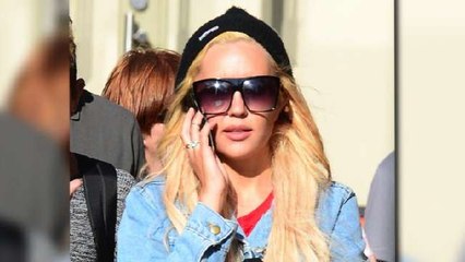 Amanda Bynes Accused of Shoplifting