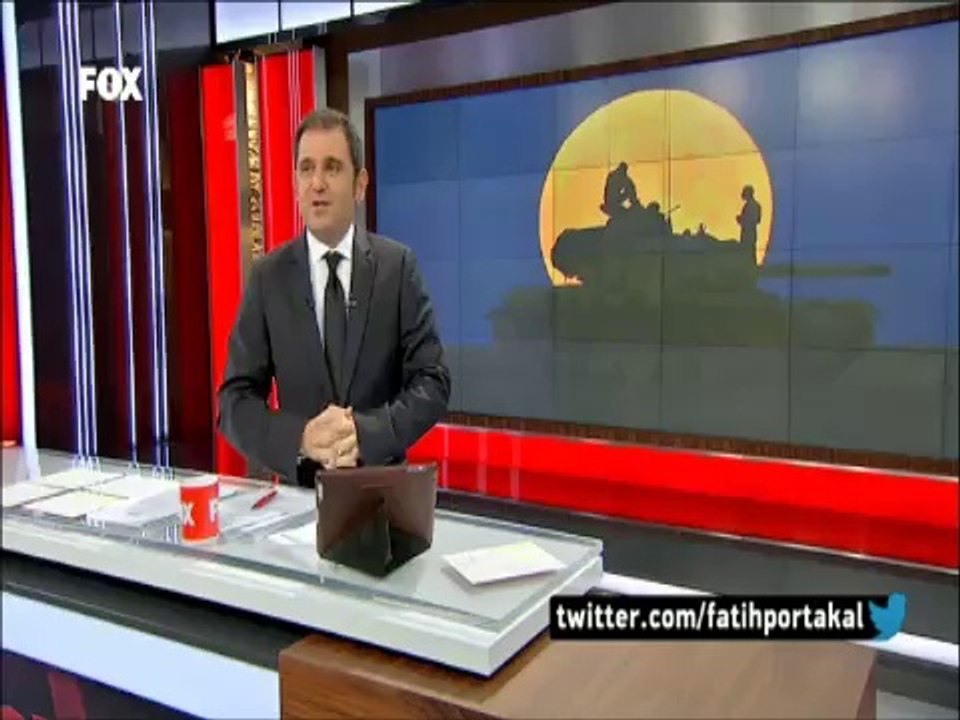 Suruç sınır kapısında Dolunay'da Mehmetçiğin tank üzerindeki fotoğrafı