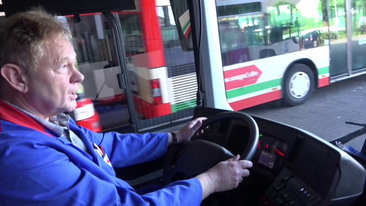 Wupsi-Test eines Diesel-Hybrid-Busses (02.10.2014)